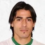 C. González
