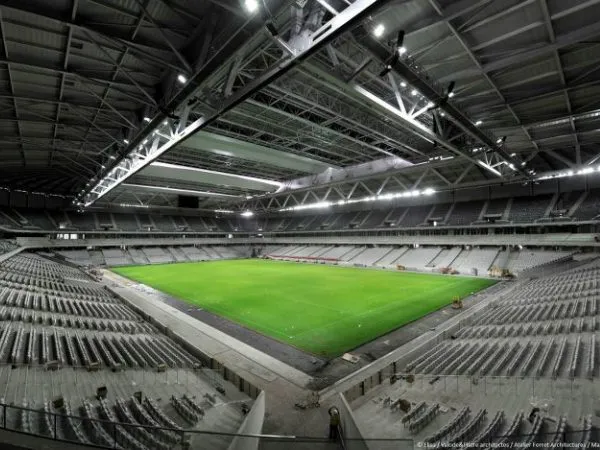 Decathlon Arena – Stade Pierre-Mauroy Stadium