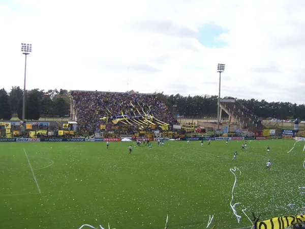 Estadio Fragata Presidente Sarmiento Stadium