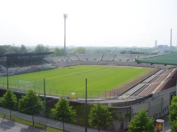 Städtisches Stadion an der Grünwalder Straße Stadium
