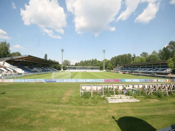 Tehtaan kenttä Stadium